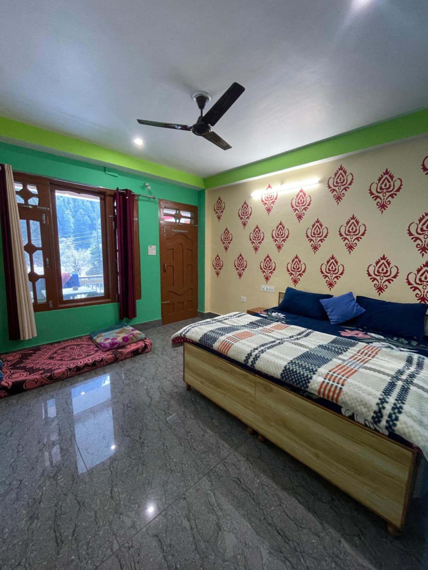 Chojh Inn Guest House Kasol Eksteriør bilde