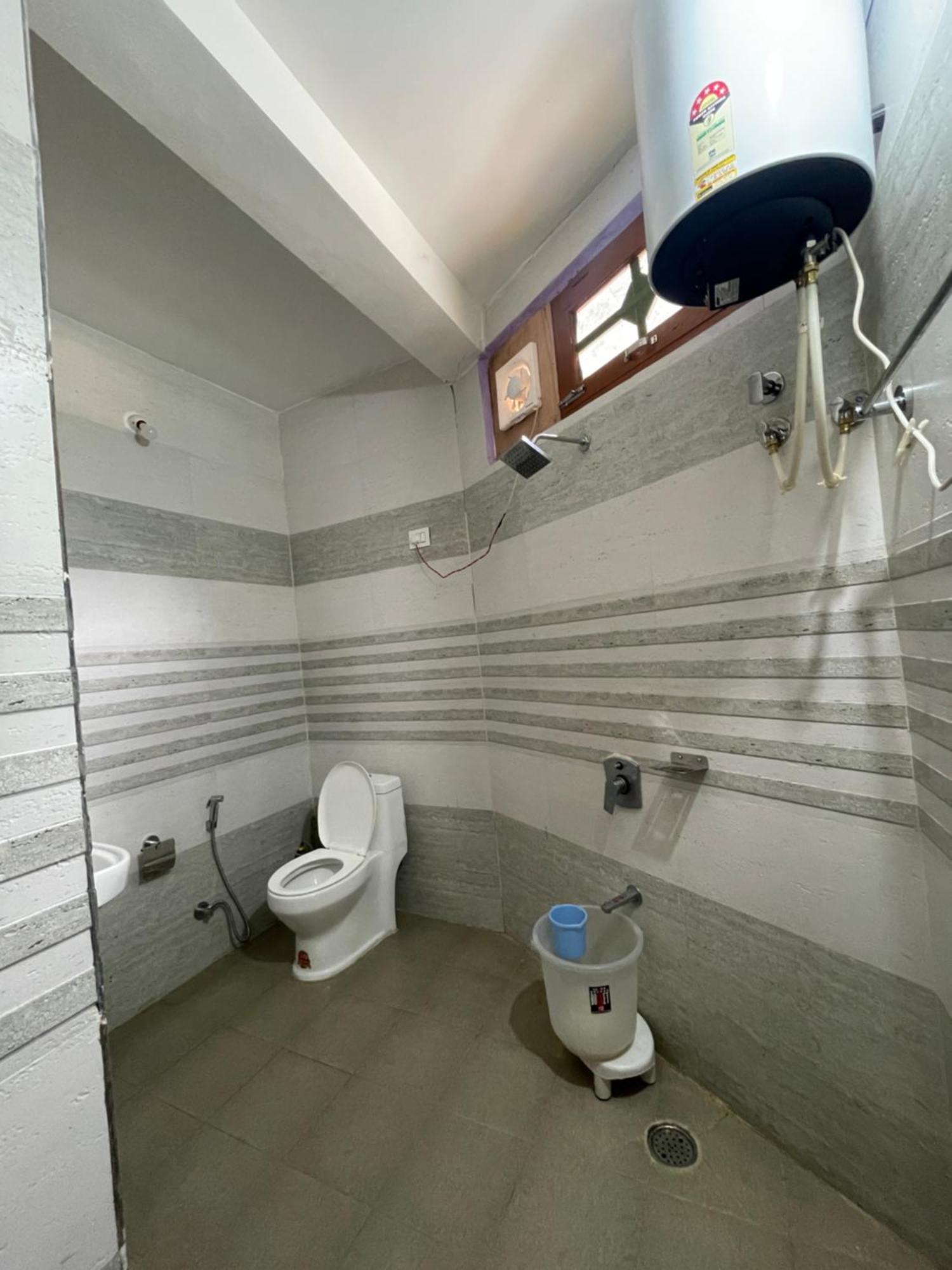 Chojh Inn Guest House Kasol Eksteriør bilde